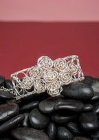 Bracelet Les Roses - Les Audacieuses modèle 9 roses argenté