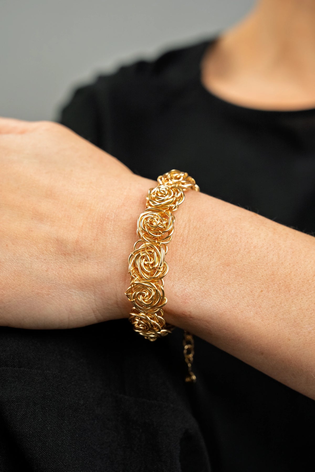 Bracelet Les Roses - Les Audacieuses modèle full roses doré 