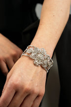 Bracelet Les Roses - Les Audacieuses modèle 9 roses argenté