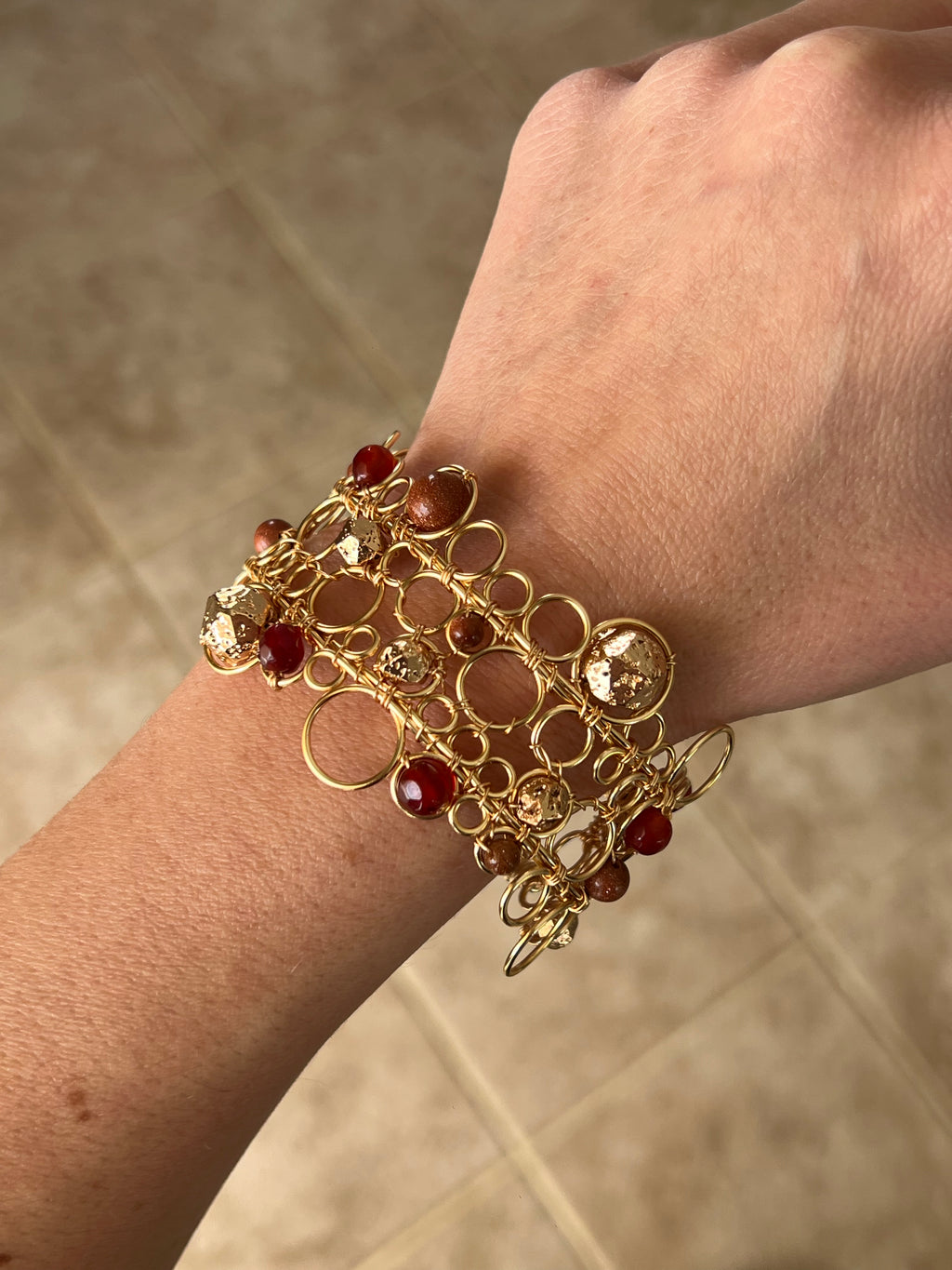 « BUBBLES Siam » bracelet Model M