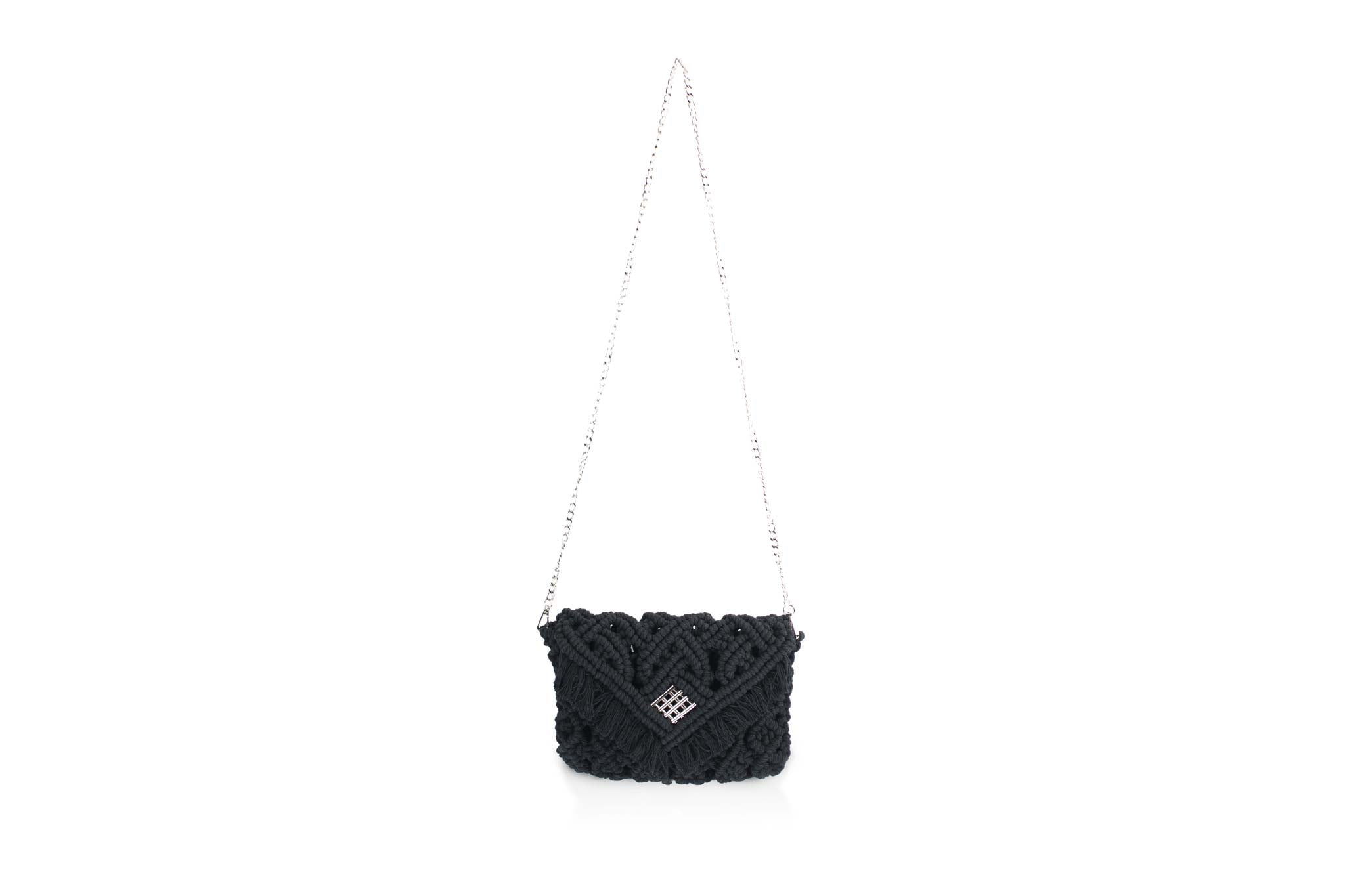 Bali-macrame-bag-pochette-black-chain-large-view handmade