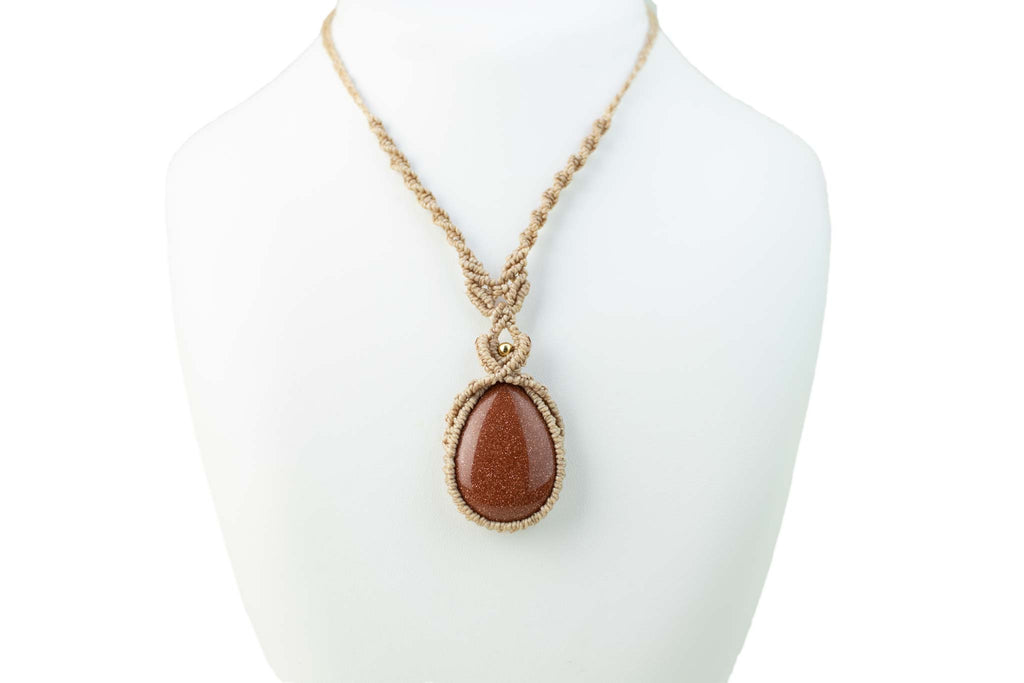 Louxor Necklace sandstone