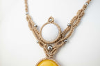 ΞLΞMΞNT Collier macrame Agathe jaune et cristal
