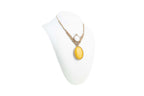 ΞLΞMΞNT Collier macrame Agathe jaune et cristal