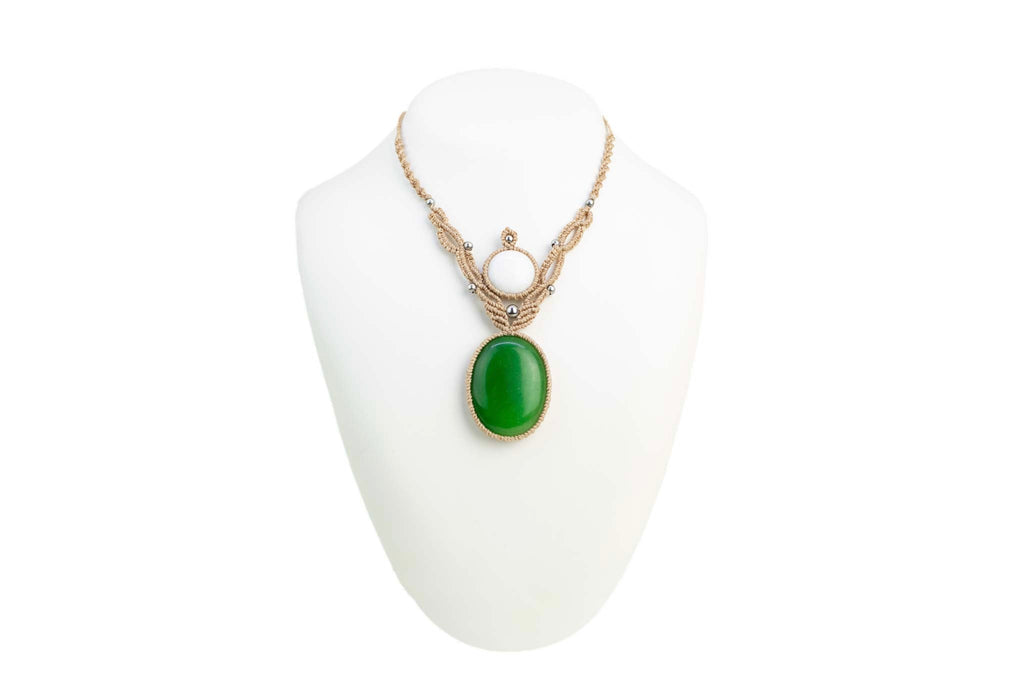 ΞLΞMΞNT Collier macrame onyx verte et cristal