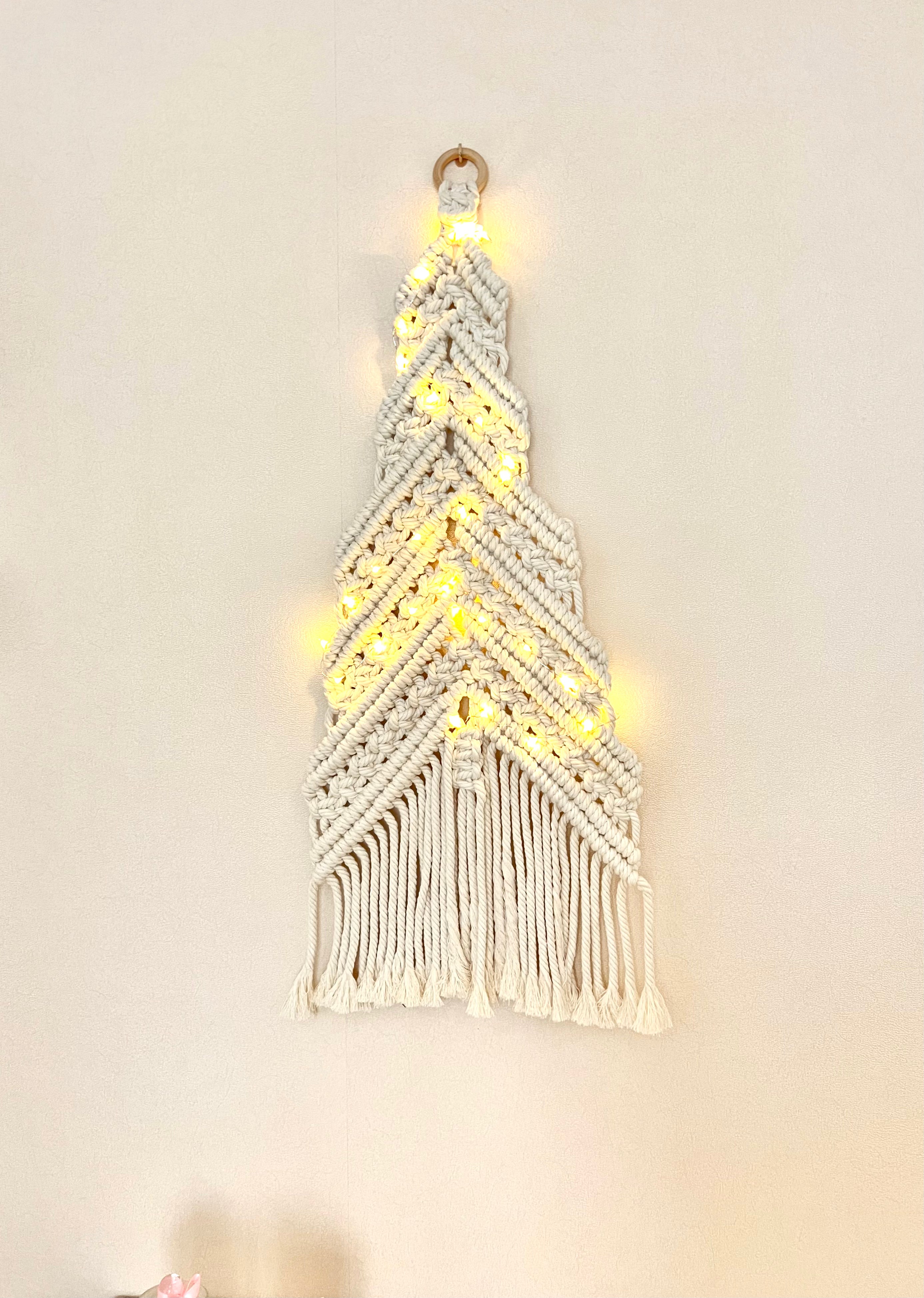 Wall hanger Christmas tree macrame decoration